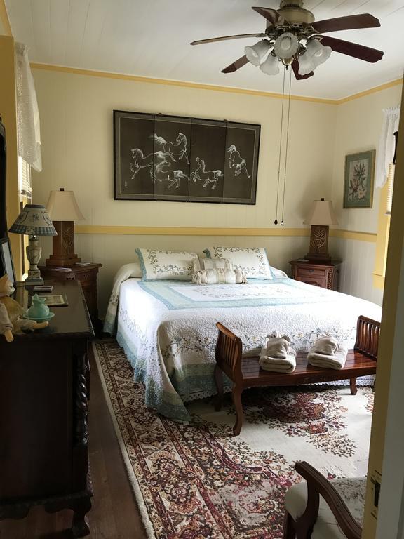 Maureen'S Bed And Breakfast Hilo Extérieur photo