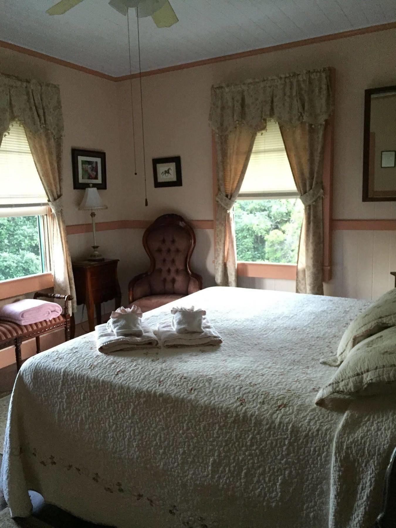 Maureen'S Bed And Breakfast Hilo Extérieur photo