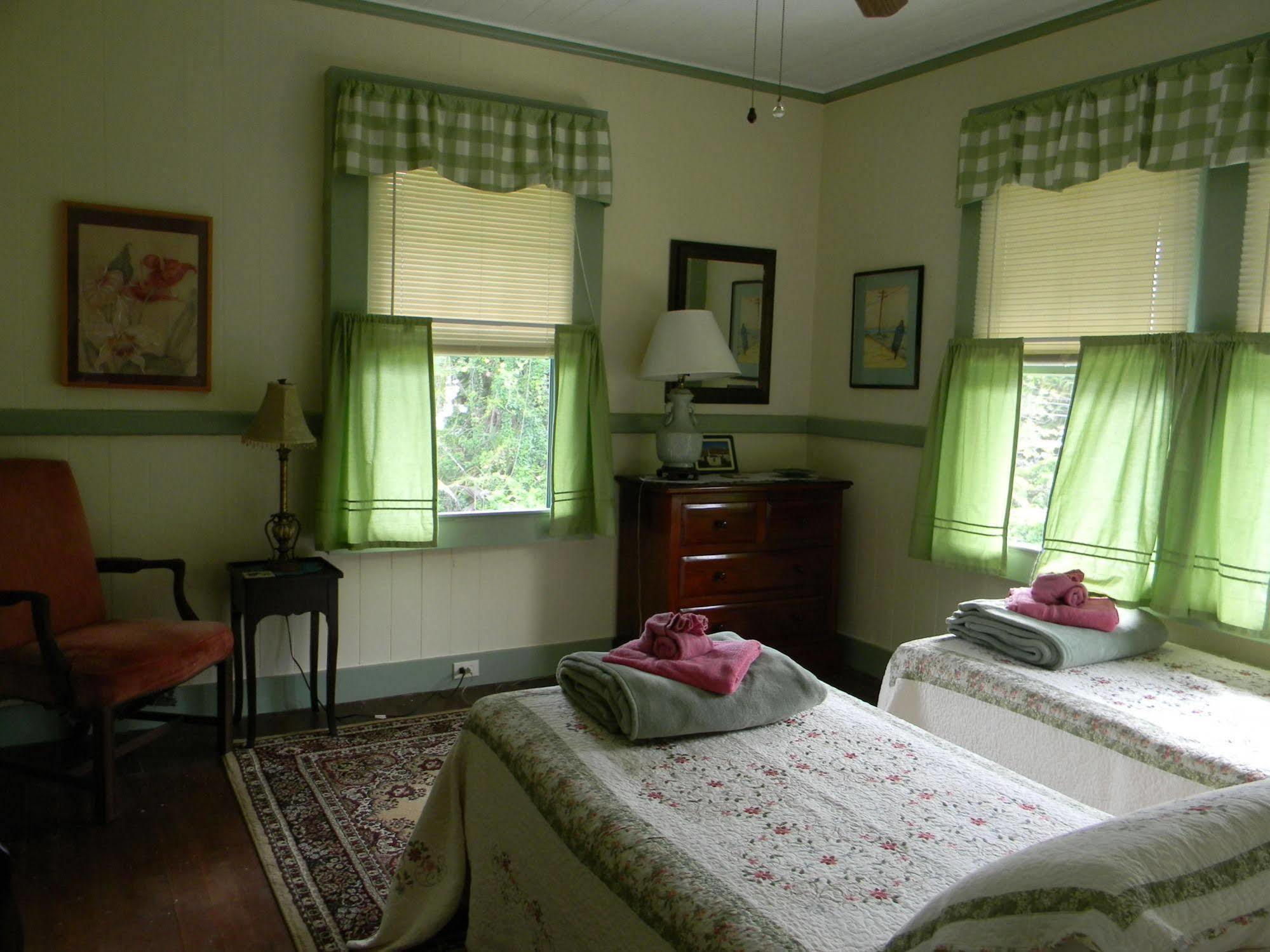 Maureen'S Bed And Breakfast Hilo Extérieur photo